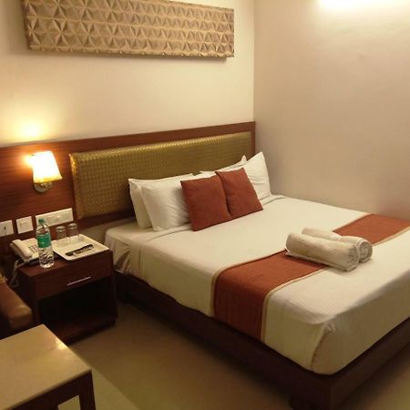 The Gopinivas Grand Hotell Kanyakumari Exteriör bild