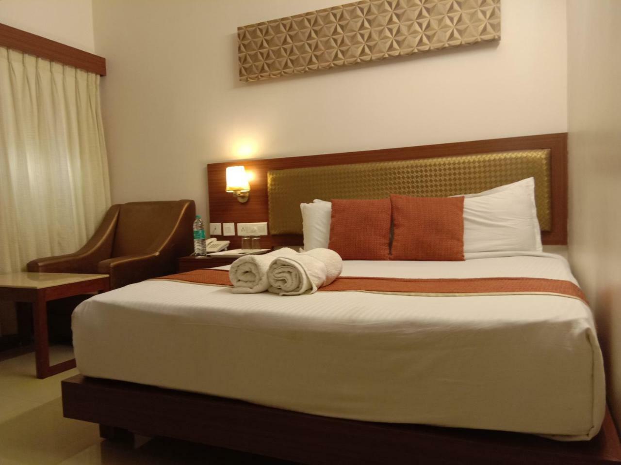 The Gopinivas Grand Hotell Kanyakumari Exteriör bild